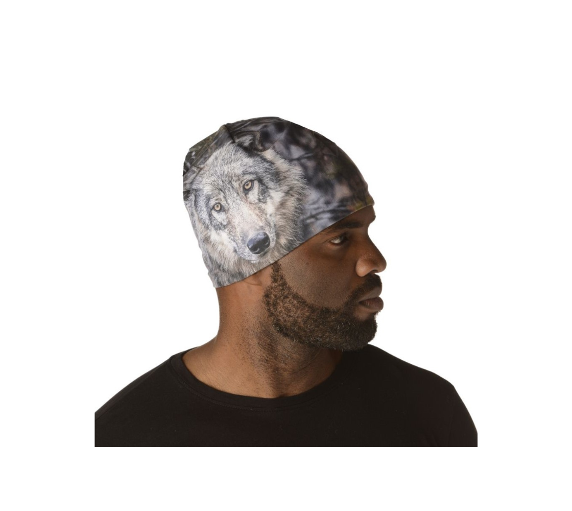 This Canadian-made lightweight beanie features a wildlife photographed images of grey wolf. The soft bamboo lining is a moisture wicking fabric so you don’t sweat or itch in them. Comes in youth & adult sizes. 