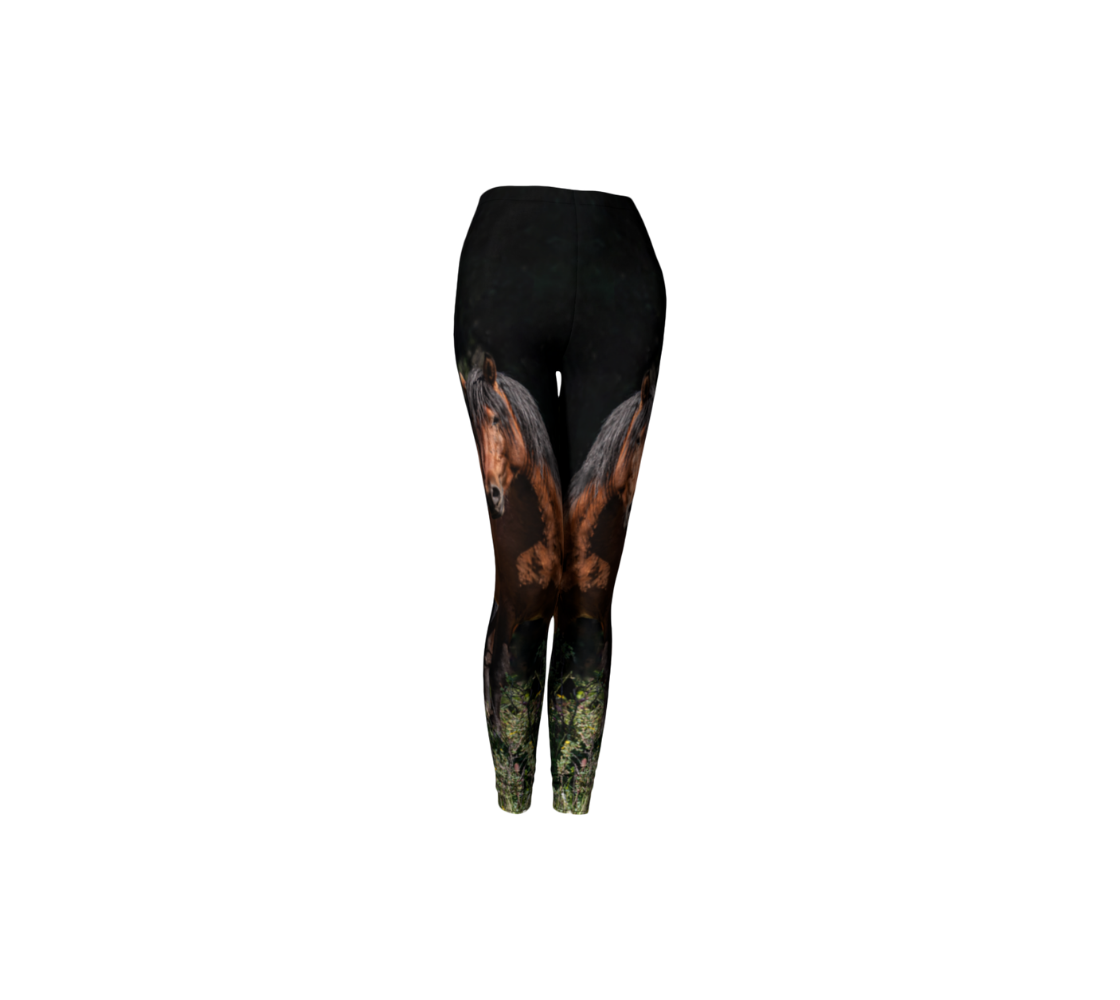 A front view of a pair of wild horse classic leggings from our real wildlife photography.